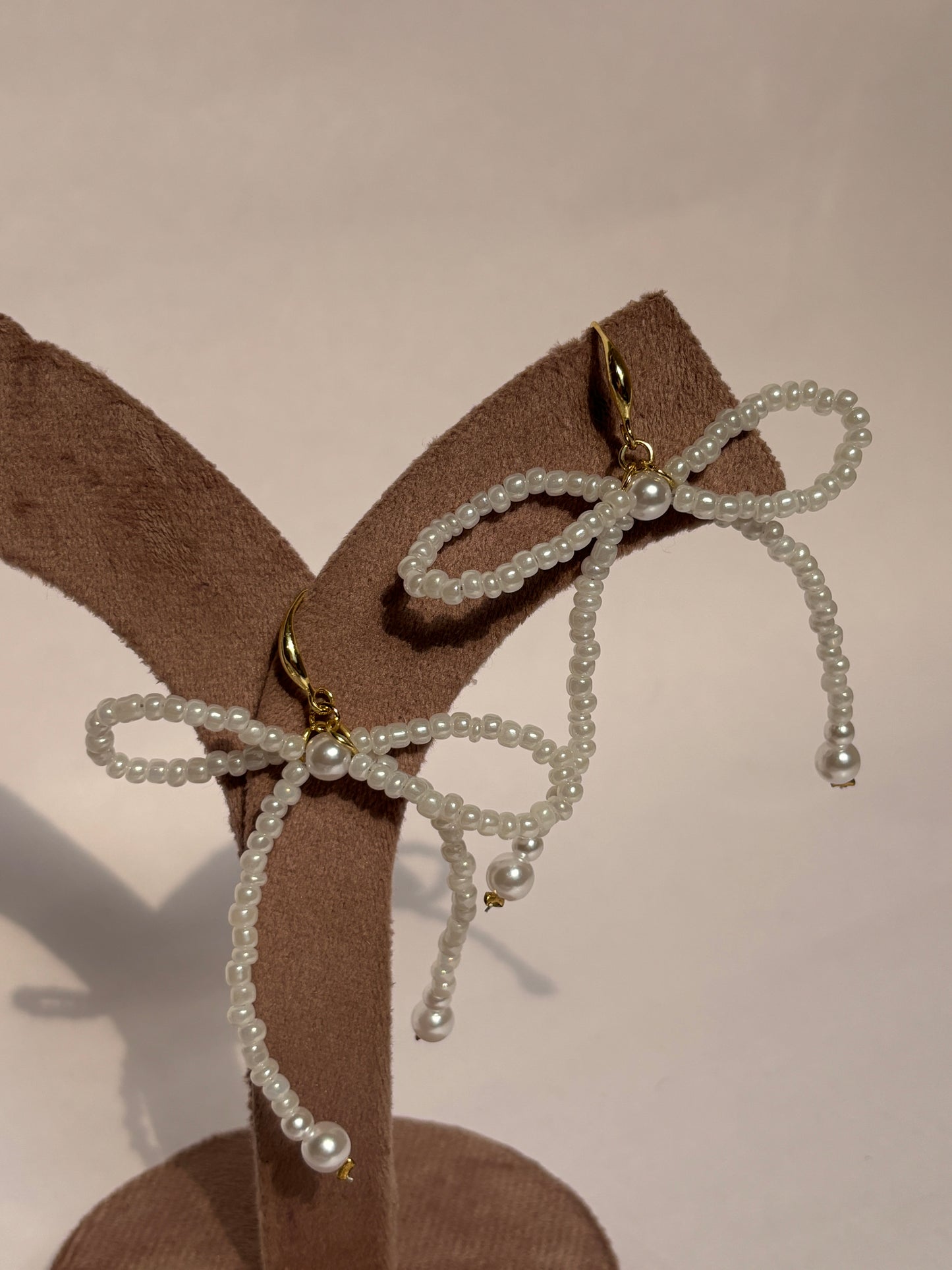 Emma Pearl Bow earrings